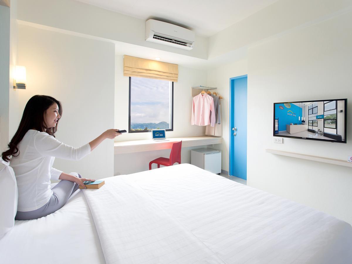 Hop Inn Lopburi Exterior photo