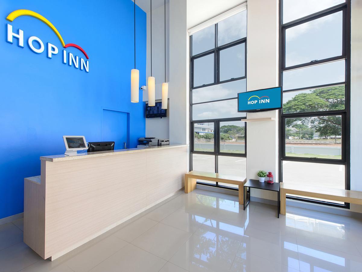 Hop Inn Lopburi Exterior photo
